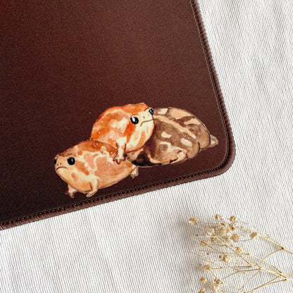 Brown frog mousepad