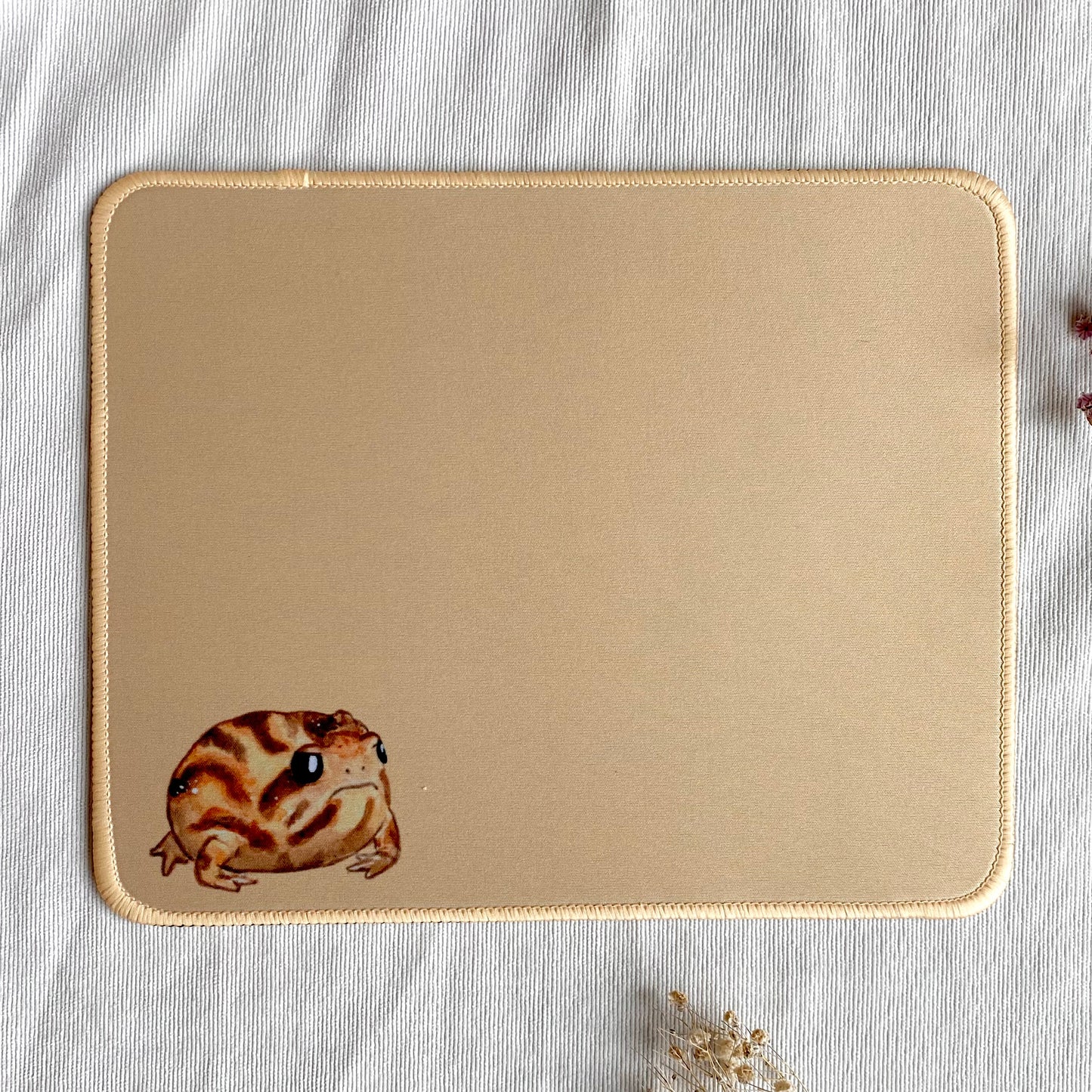 Beige frog mousepad