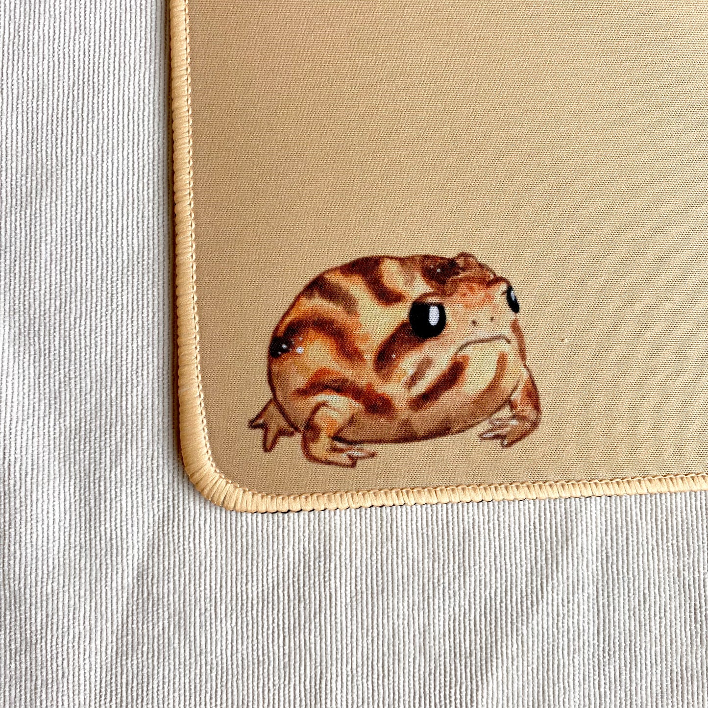 Beige frog mousepad