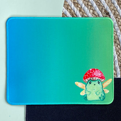 Green frog mousepad