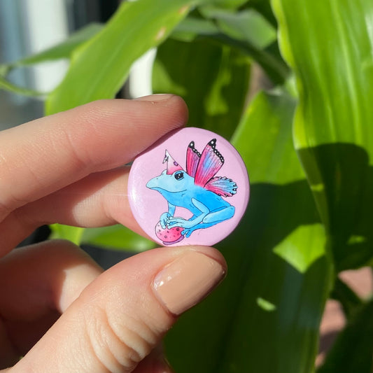 Fairy frog pink button